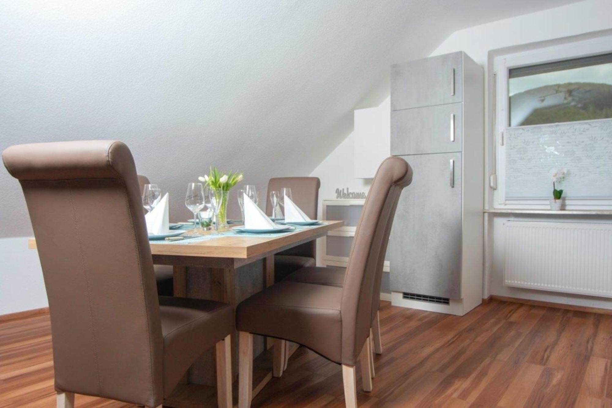 Ferienwohnung Grauschiefer Irsch ภายนอก รูปภาพ